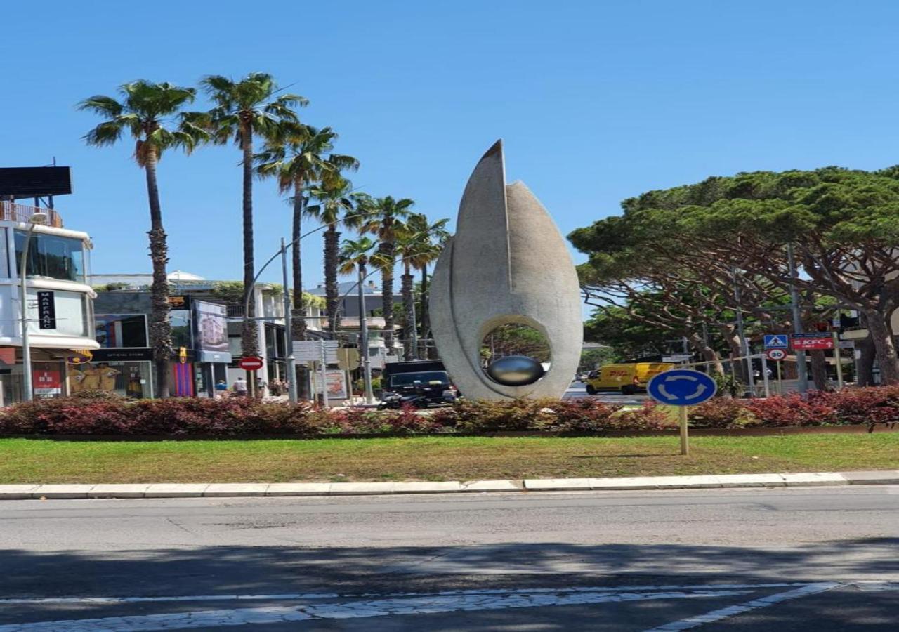 Apartamento Vacacional En Platja D'Aro ซากาโร ภายนอก รูปภาพ