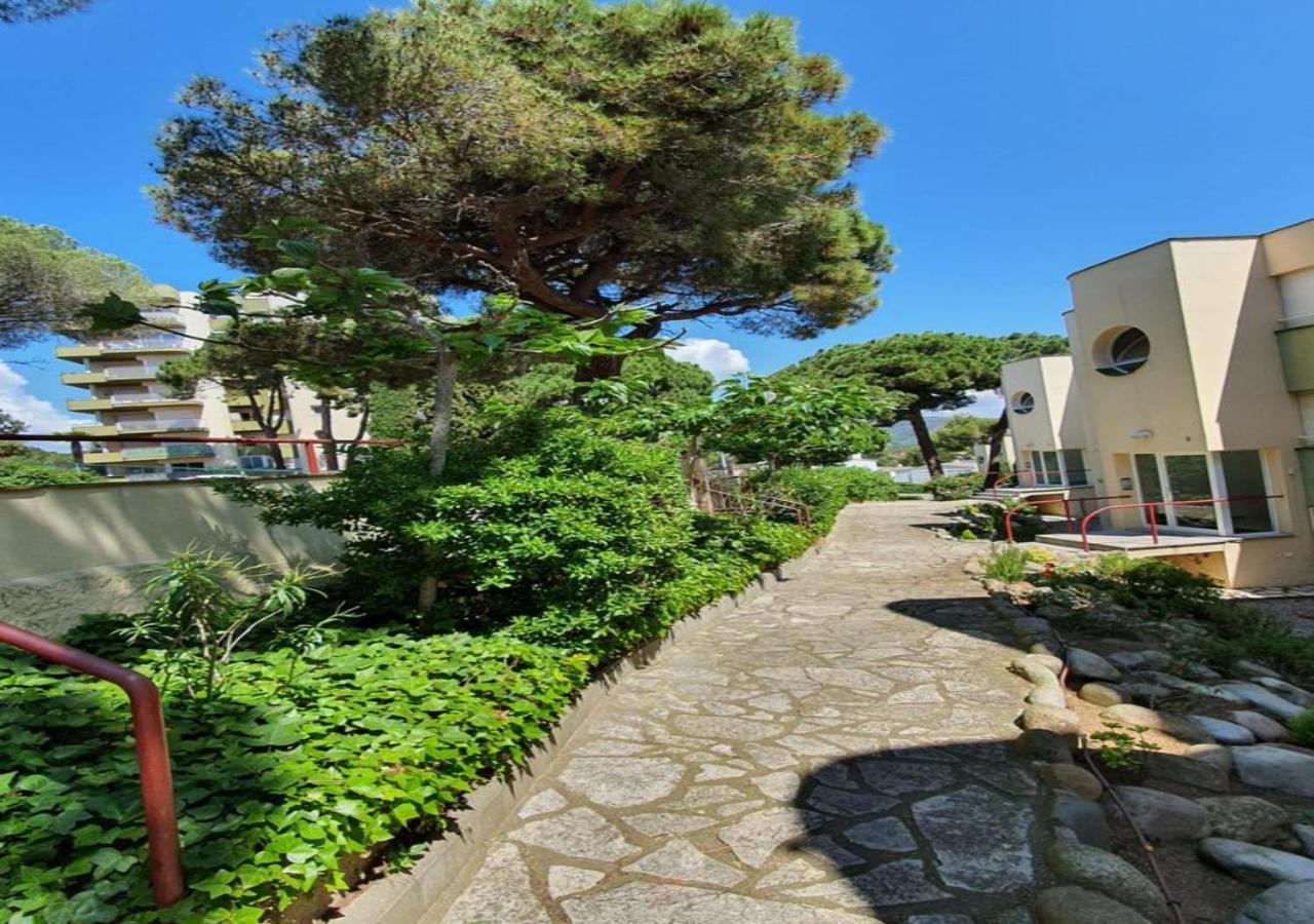 Apartamento Vacacional En Platja D'Aro ซากาโร ภายนอก รูปภาพ